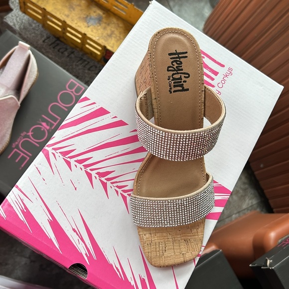 Hey Girl by Corky’s sandal wedge - Picture 2 of 5